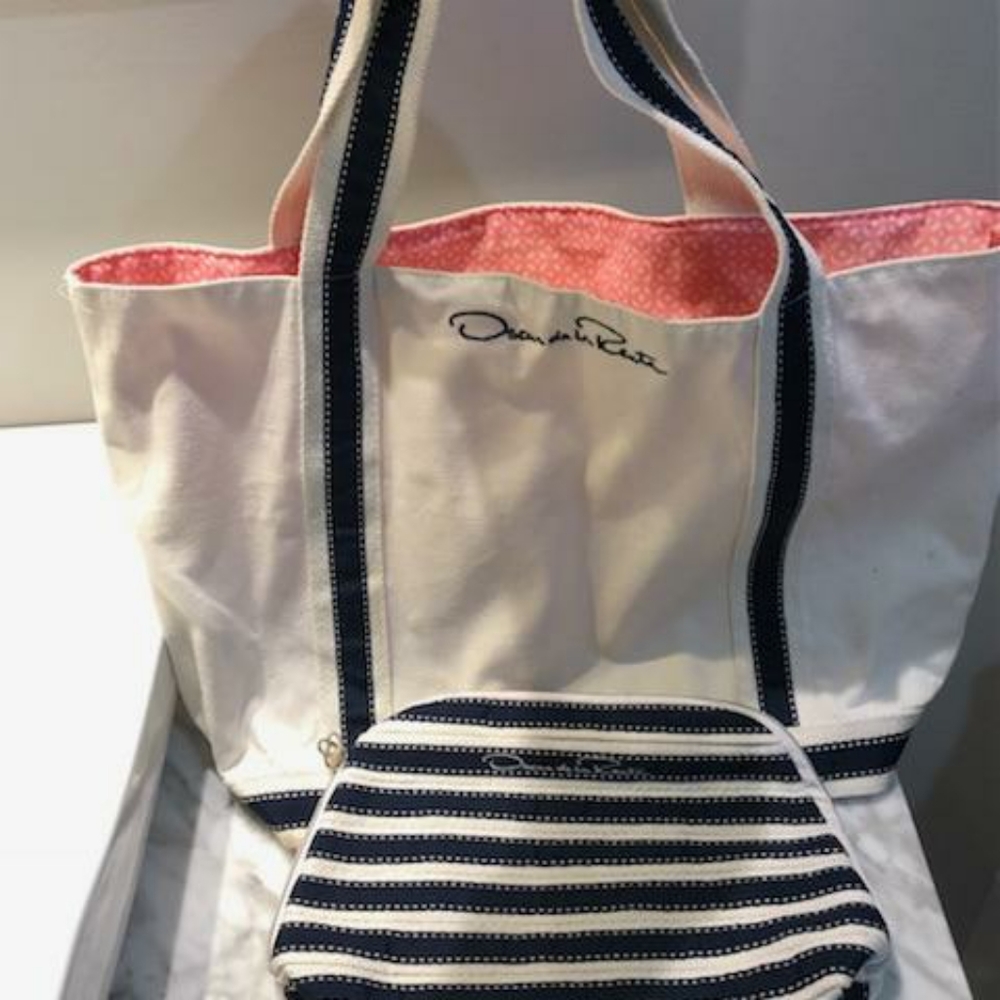 Tote - Picture 3 of 6